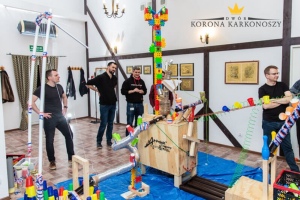 Team building, czyli integracja firmowa, budująca zespół