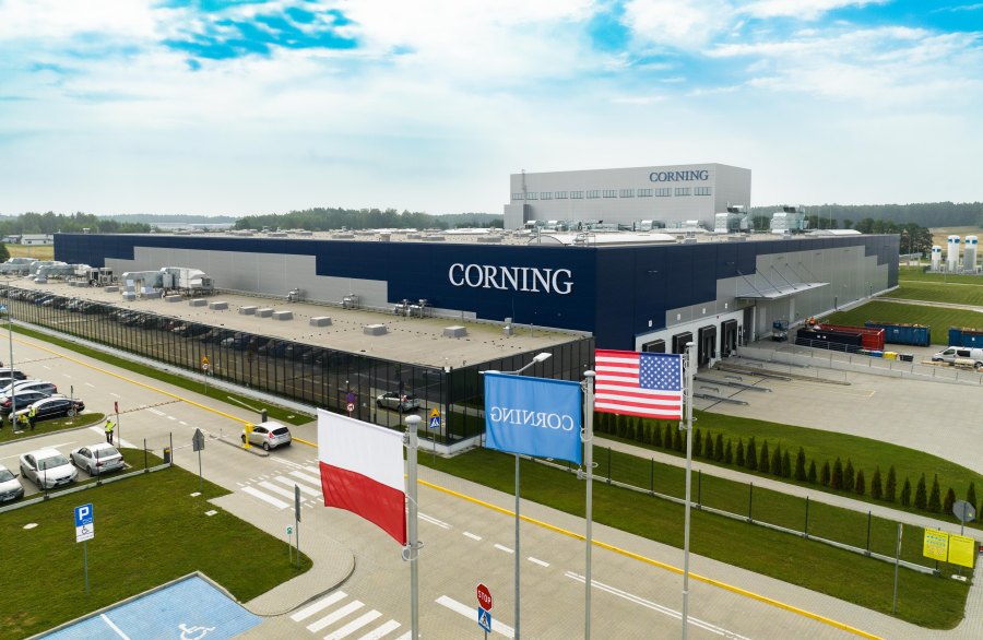 Corning otworzył w Mszczonowie fabrykę światłowodów - jedną z największych w UE