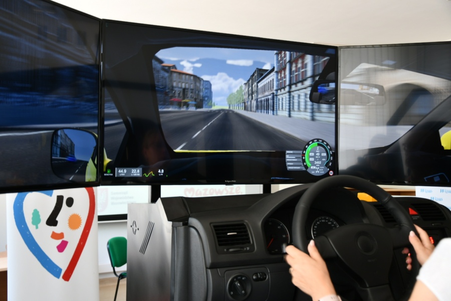 Ciechanowski WORD ma nowoczesną pracownię wyposażoną m.in. w symulator jazdy samochodem. 