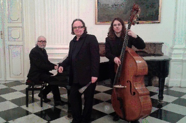 WOJCIECH GOGOLEWSKI TRIO