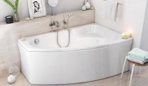 Mała łazienka z wanną narożną