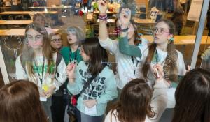 Wspólne eksperymentowanie w Koperniku