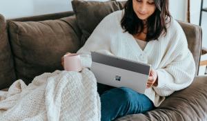 zarabianie na płatnych kwestionariuszach online pod kocem nie wychodząc z domu