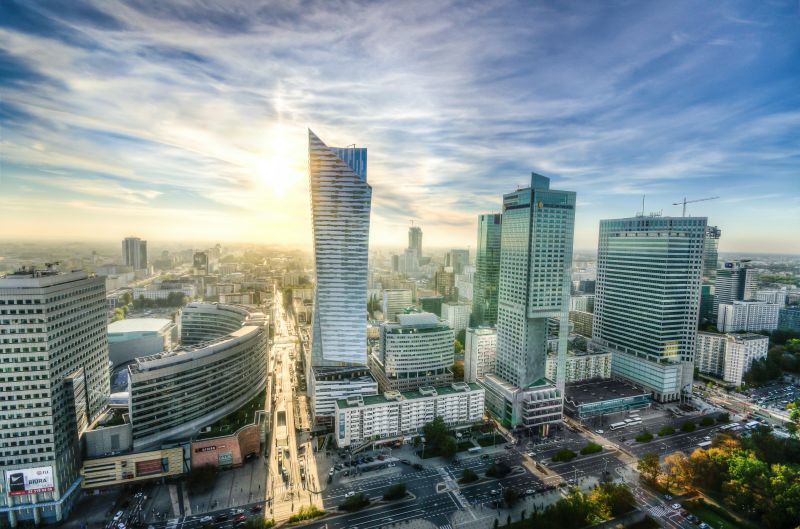Ile jest firm w Warszawie?