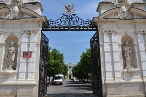 UW uruchamia dodatkowy nabór dla studentów relegowanych z białoruskich uczelni